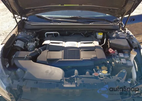 2018 Subaru Outback 3.6R Limited из США, поврежденный, VIN 4S4BSENC5J3242698